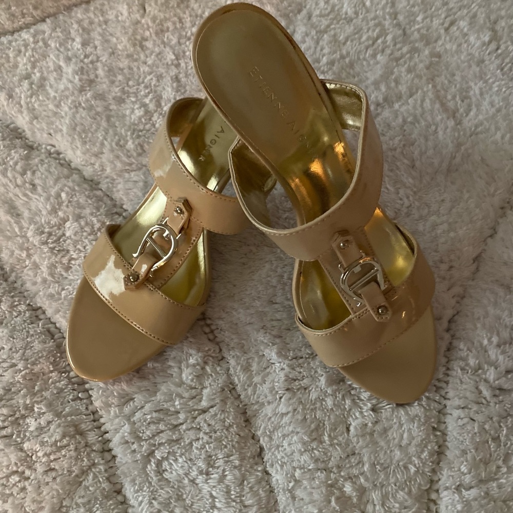 Etienne Aigner tan heels
